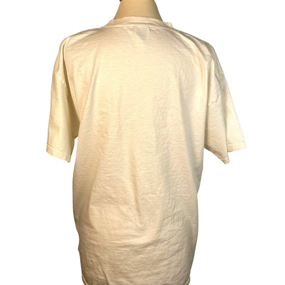 M & O Knits woman's t-shirt Christmas Humane Society size L Graphic print - Picture 3 of 8